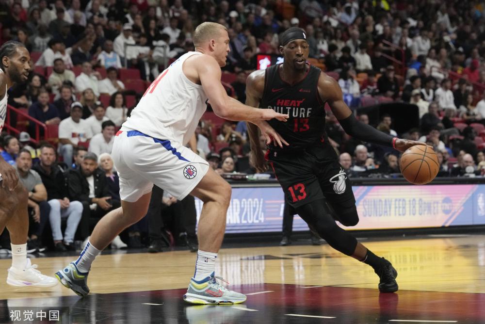 的顽强防守 的顽强防守